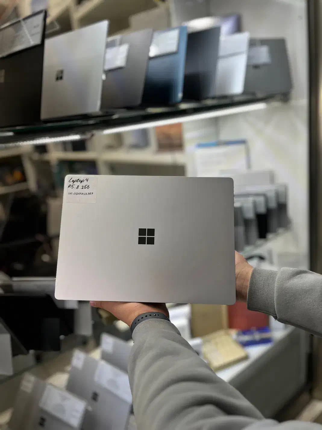 سرفیس لپتاپ ۴-Laptop4 R5/8/256- علیاپرداز|رایانه همراه|تبریز, |دیوار