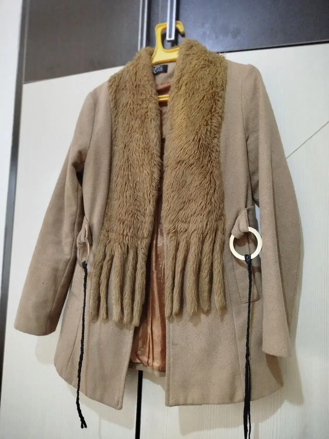 انواع  مانتو کت بارانی و لباس خیلی نو|لباس|رشت, کوی مهر|دیوار