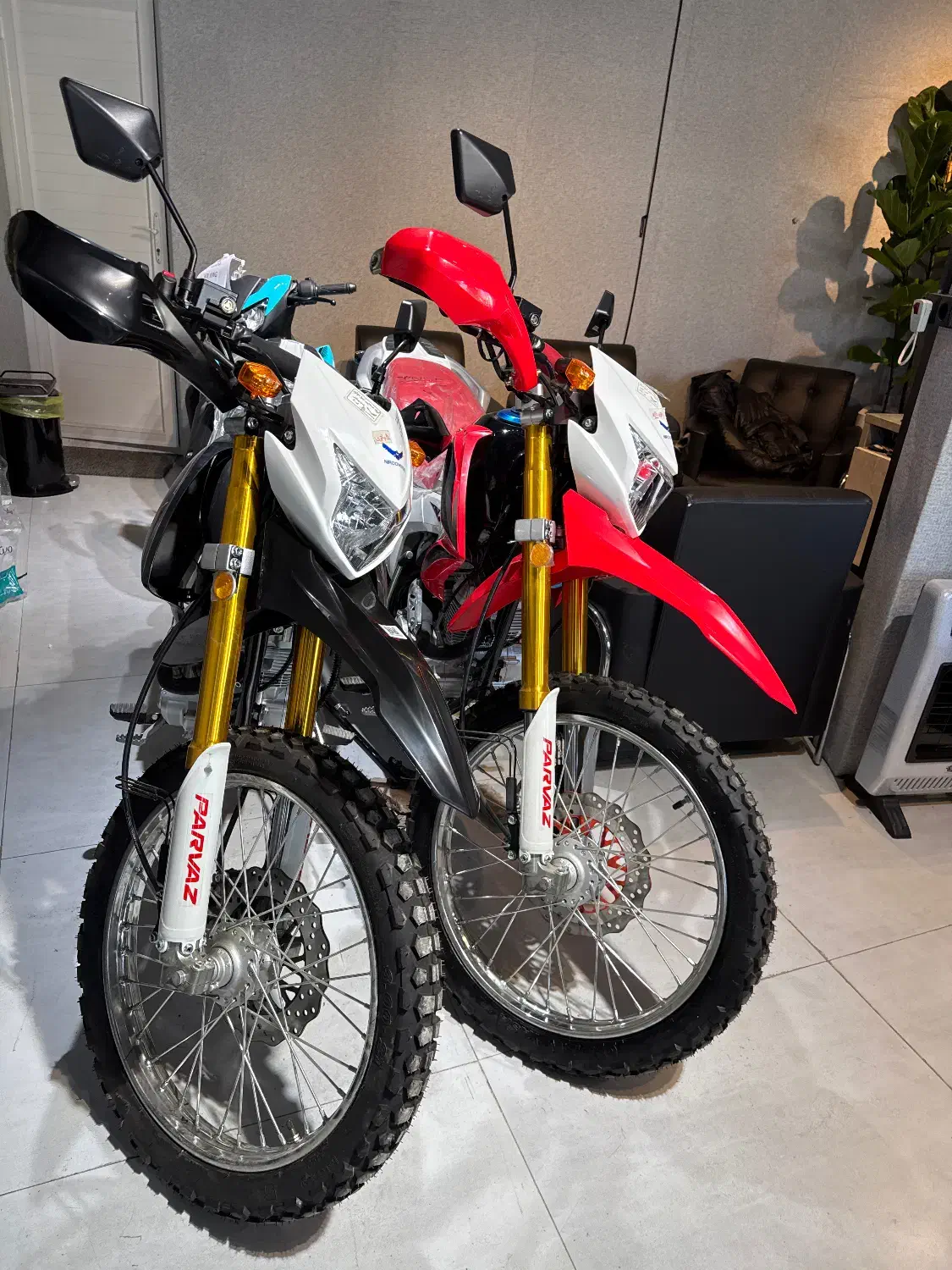 موتور تریل پرواز ۲۰۰|موتورسیکلت|لاهیجان, امیرشهید|دیوار