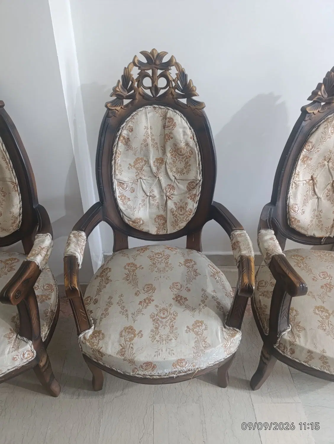 مبل سلطنتی ۹نفره (چوب روس پارچه ترک)|مبلمان خانگی و میز عسلی|تهران, گمرک|دیوار