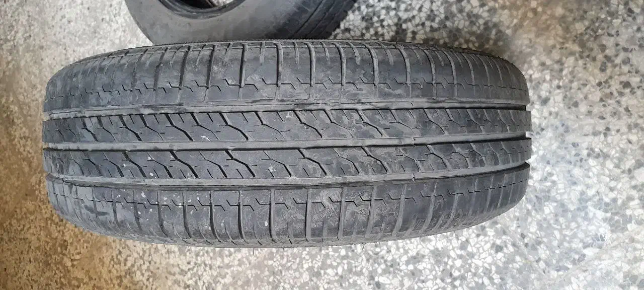 لاستیک استوک خارجی ۸۰ درصد|قطعات یدکی و لوازم جانبی|مشهد, گوهرشاد|دیوار