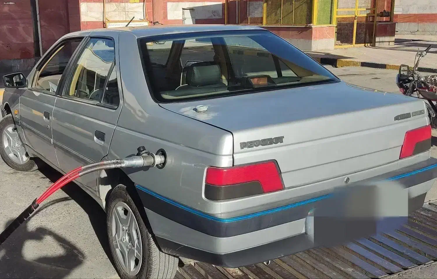 پژو ۴۰۵ دوگانه کارخانه|خودرو سواری و وانت|قروه, |دیوار