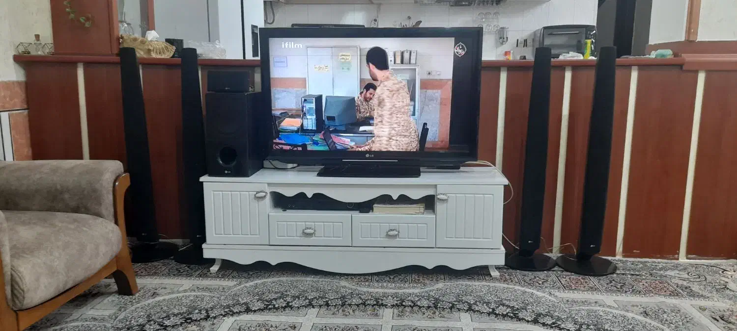 سینما خانواده و تلویزیون|تلویزیون و پروژکتور|آزادشهر, |دیوار