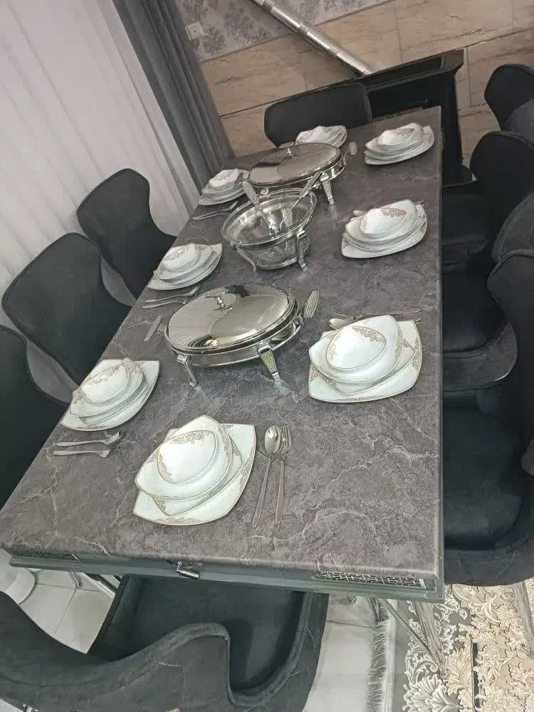 مبل هشت نفره و ناهار خوری هشت نفره ست|مبلمان خانگی و میز عسلی|سمنان, |دیوار