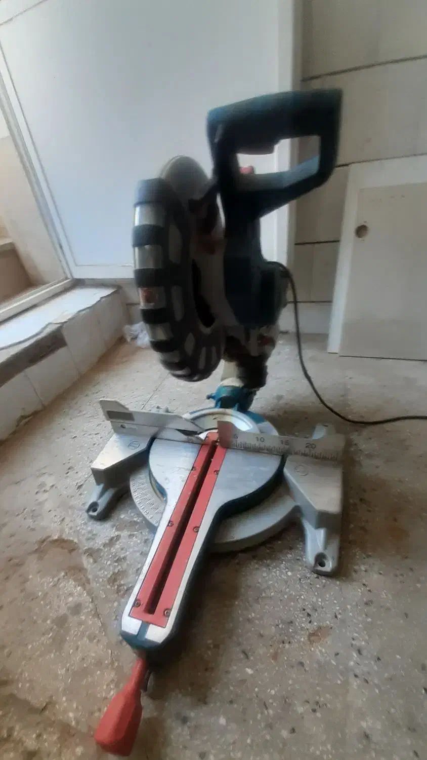 فارسی بر رونیکس|ابزارآلات|تربتحیدریه, ۴۵ متری|دیوار