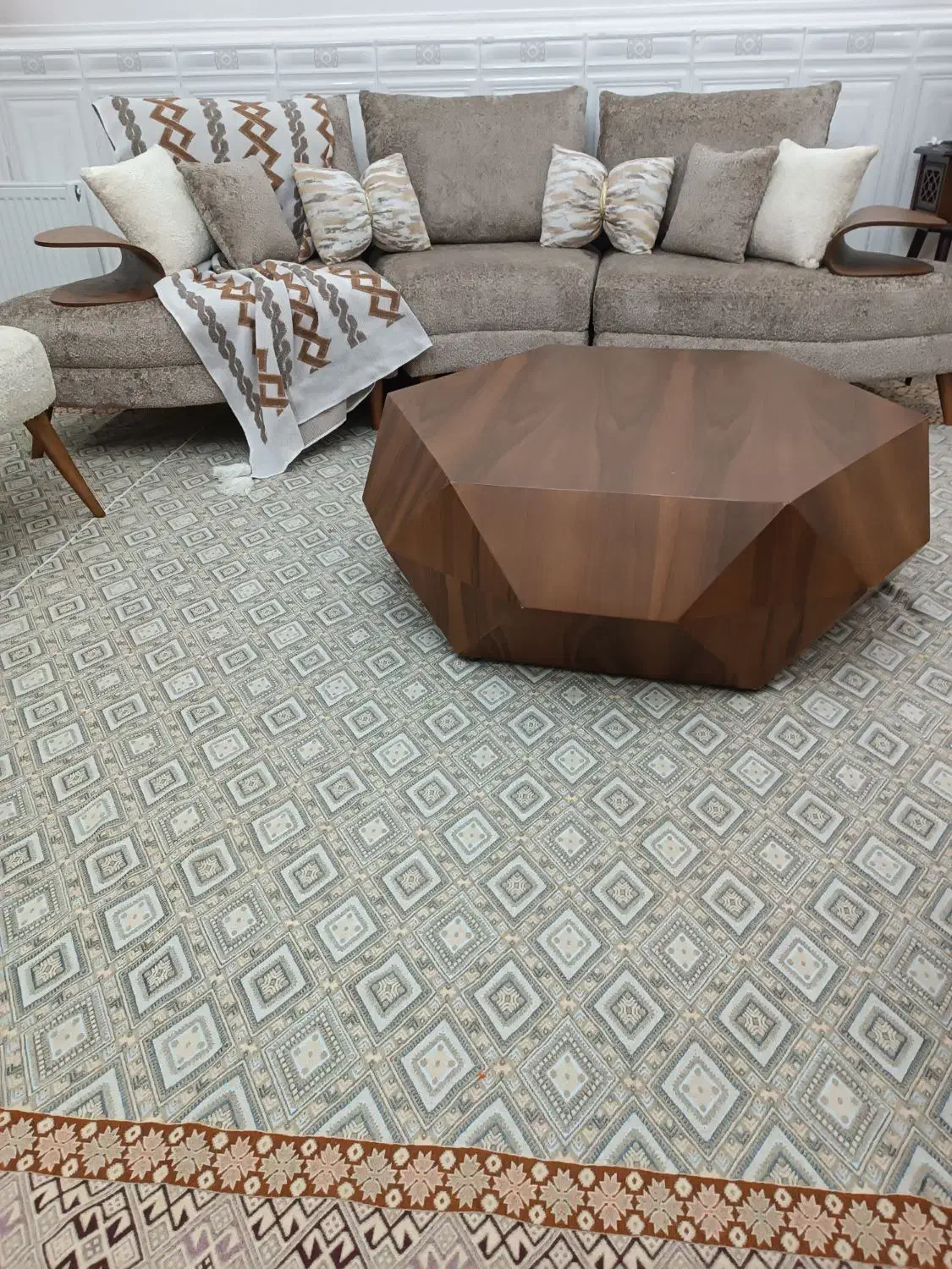 مبل کلاسیک|مبلمان خانگی و میز عسلی|نسیم‌شهر, |دیوار