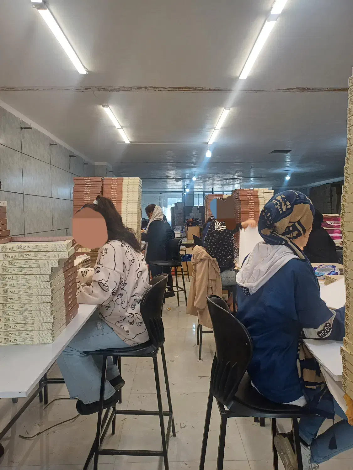 استخدام نیروی مونتاژ کار خانم|استخدام صنعتی، فنی، مهندسی|ماهدشت, |دیوار