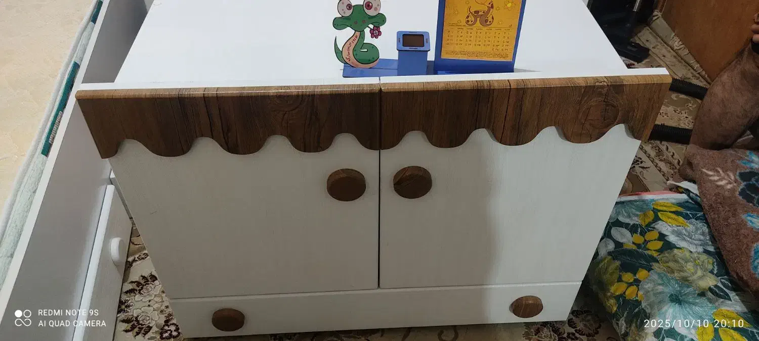 تخت و کمد کودک نوجوان|تخت و سرویس خواب|شهرکرد, |دیوار