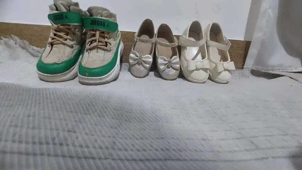 صندل و کفش بچه گانه|کیف، کفش، کمربند|شوشتر, |دیوار