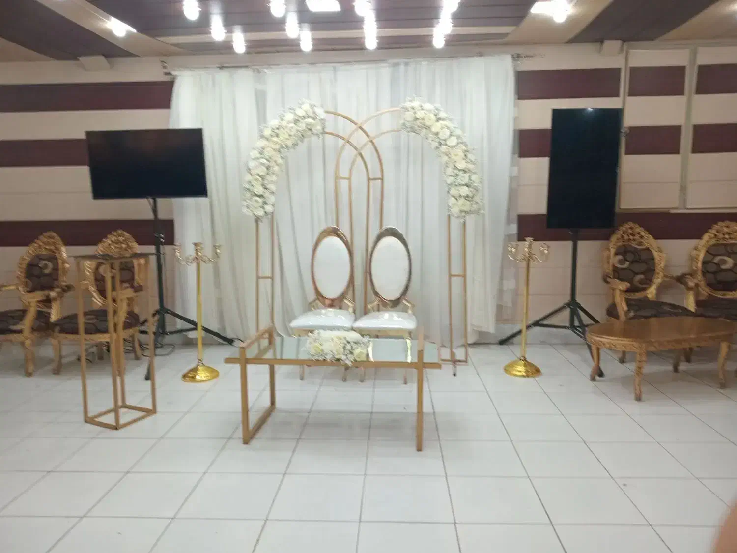 مزون لباس رز سفید|لباس|بیرجند, |دیوار