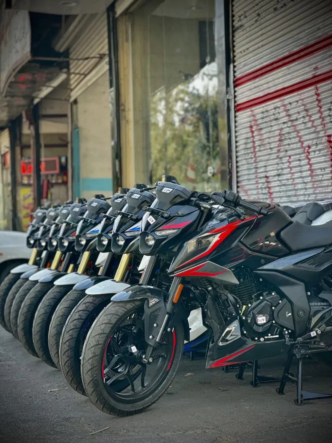 پالس N250 خشک ۱۴۰۴ (ns200)|موتورسیکلت|تهران, نازیآباد|دیوار