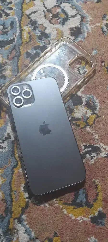 ۱۲ پرو|موبایل|ایلام, |دیوار