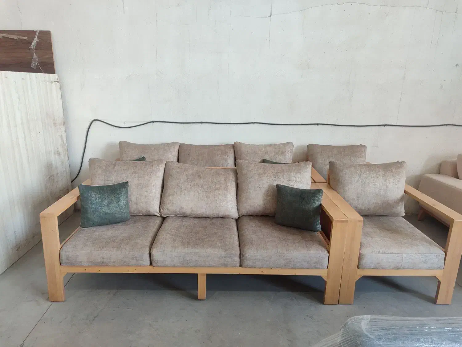 مبل|مبلمان اداری|مشهد, شیرحصار|دیوار