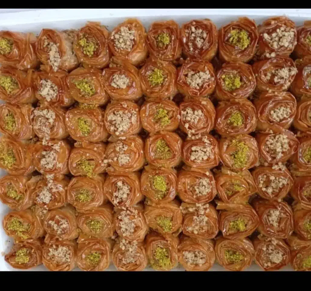 باقلوا استانبول(ترک)|خوردنی و آشامیدنی|رشت, معلم|دیوار