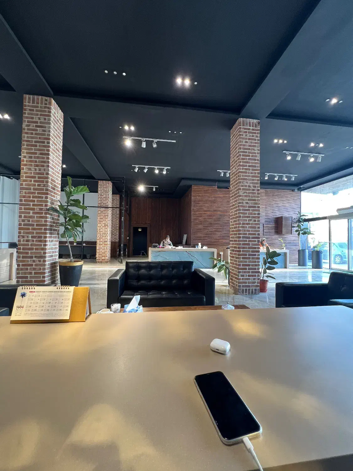 مشاور جذب املاک خانم|استخدام بازاریابی و فروش|رویان, |دیوار