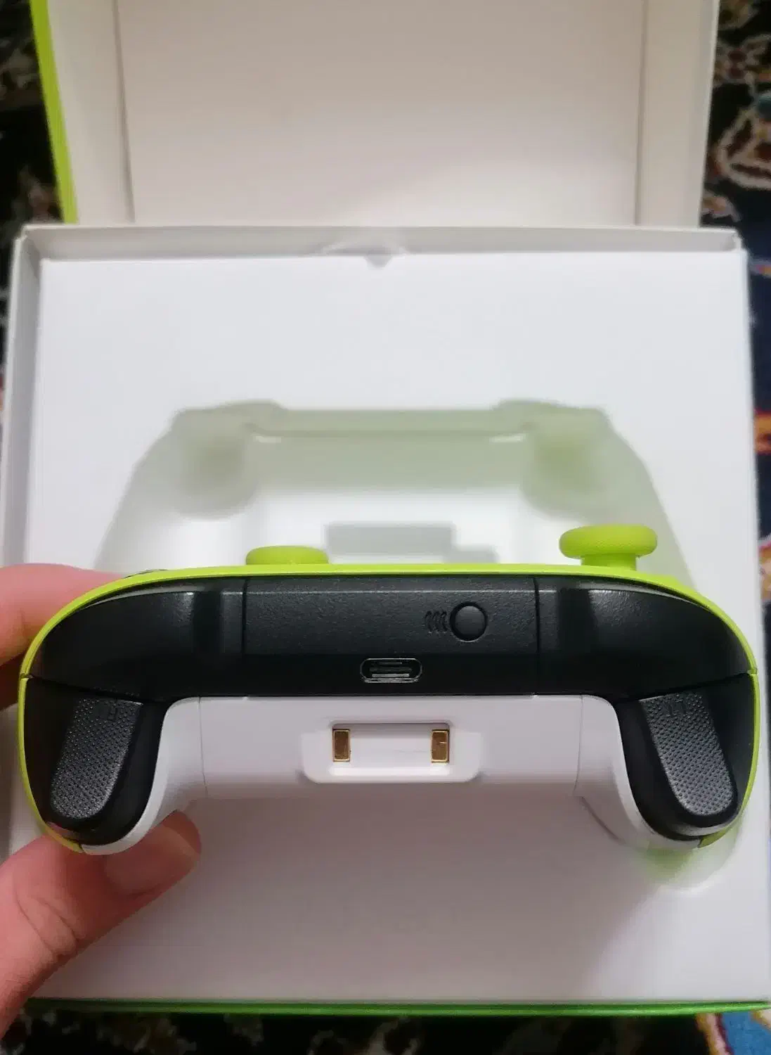 دسته ایکس باکس xbox Series X S و شارژر|کنسول، بازی ویدئویی و آنلاین|اسلام‌شهر, شهرک توحید|دیوار