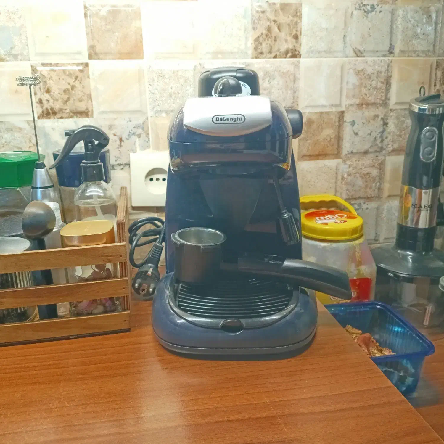 اسپرسوساز دلونگی|سماور، چای‌ساز، قهوه‌ساز|کرج, شهرک بنفشه|دیوار