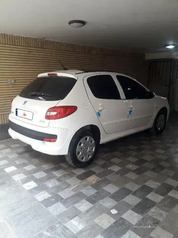 ۲۰۷ پانوراما|خودرو سواری و وانت|اصفهان, حصه جنوبی|دیوار