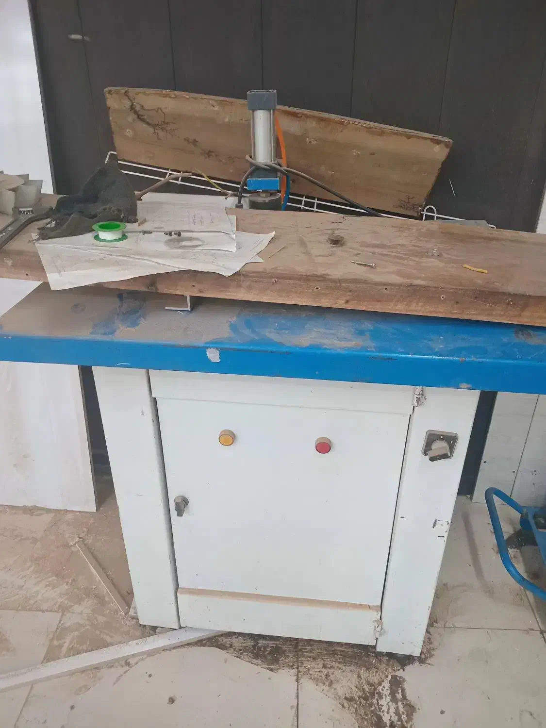 کرنر زن چند ساله استفاده نمیکنیم در حد نو|ماشین‌آلات صنعتی|گلستان (تهران), |دیوار