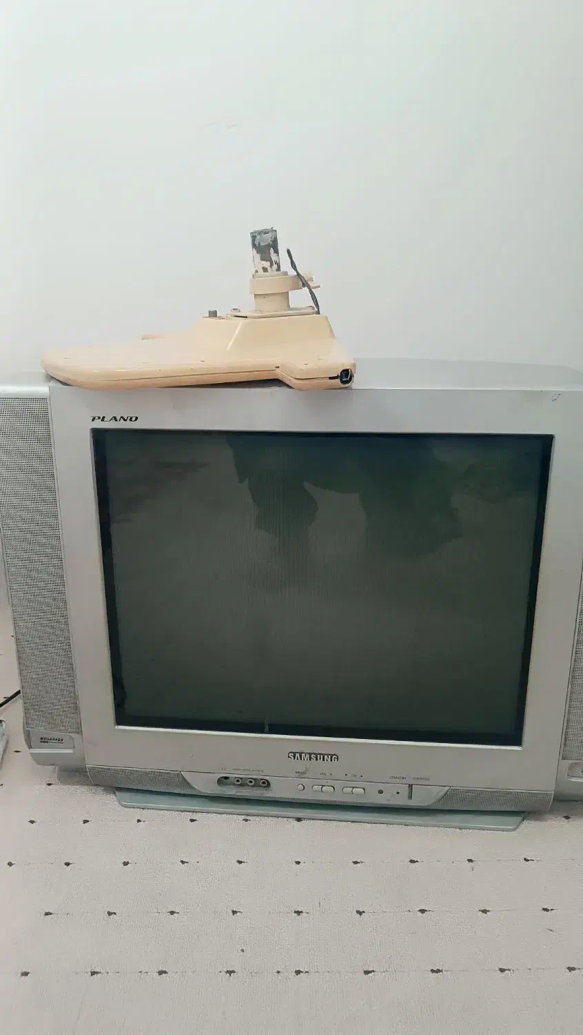 انتن|تلویزیون و پروژکتور|ایذه, |دیوار