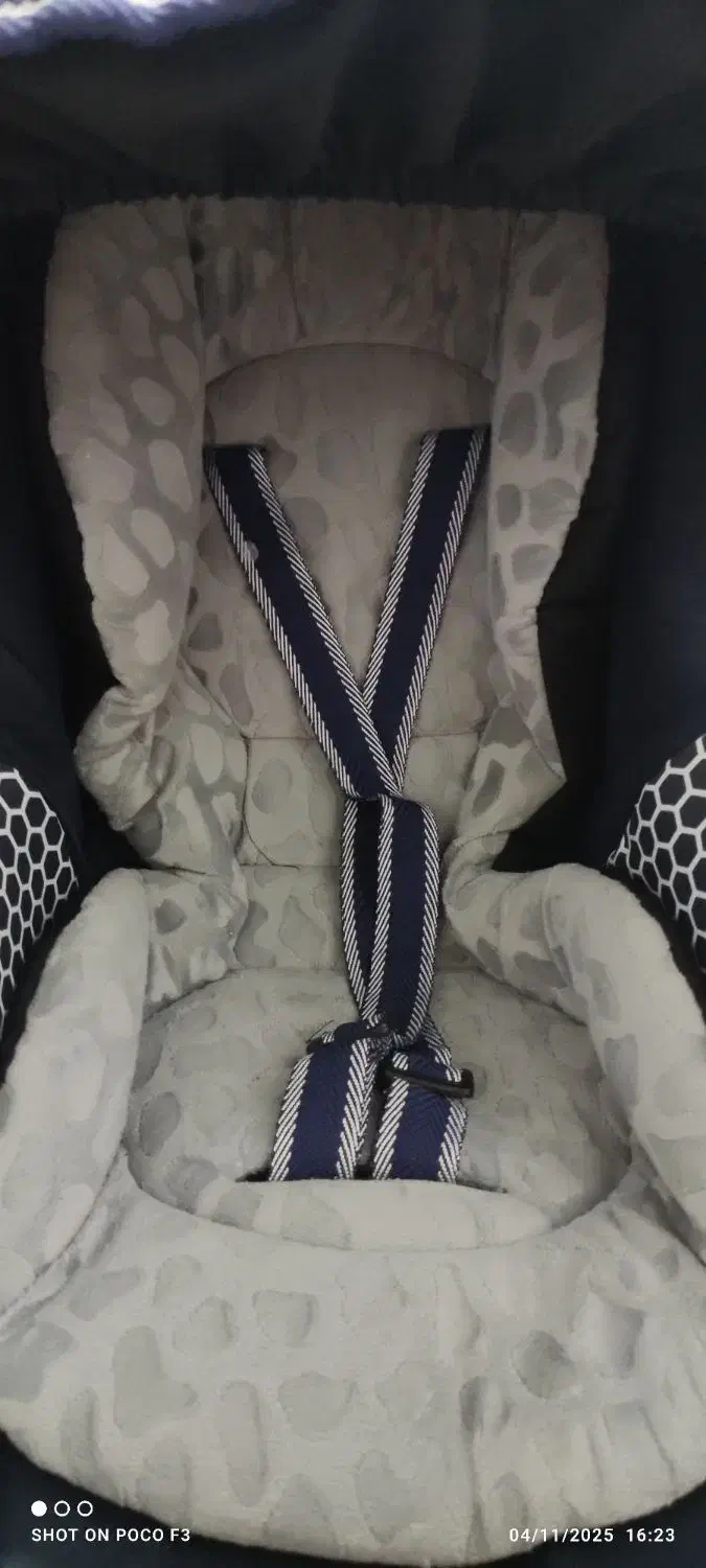 کریر نو|کالسکه و لوازم جانبی|فریمان, |دیوار