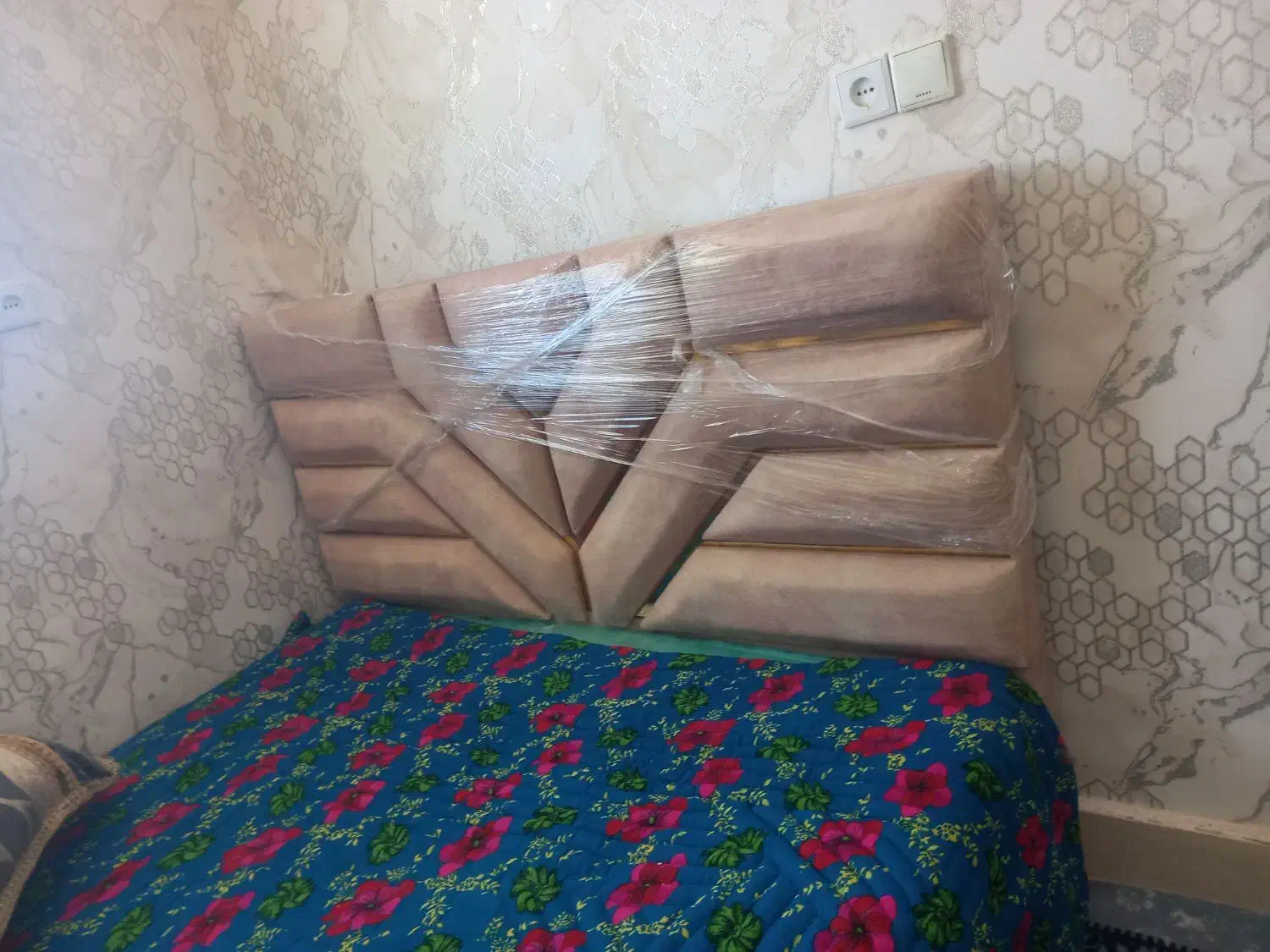 تخت خواب|تخت و سرویس خواب|سراوان, |دیوار