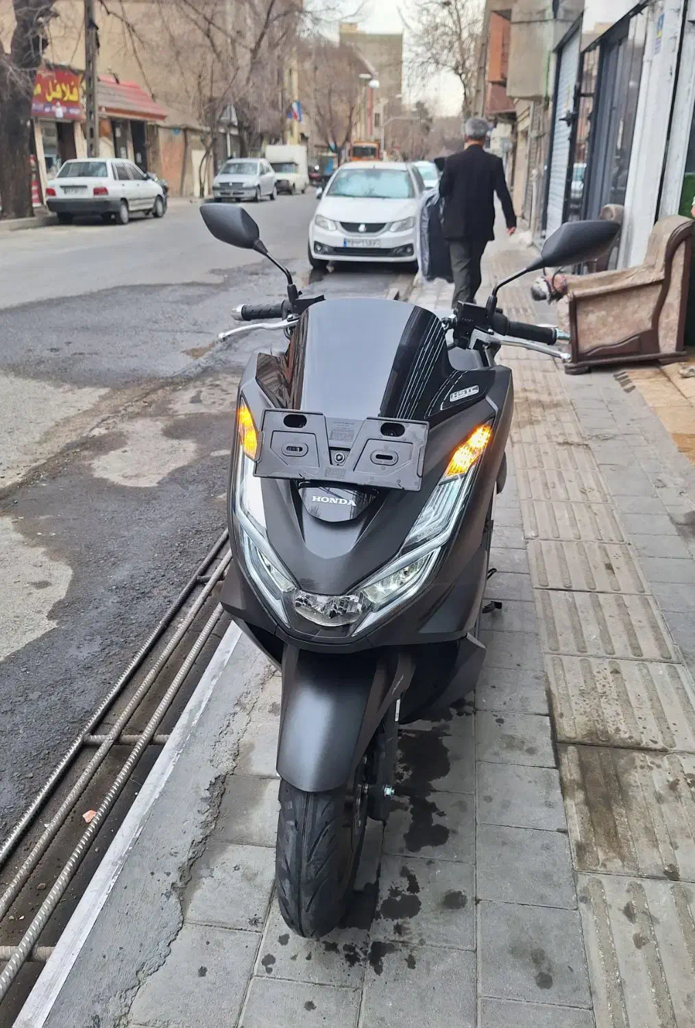 honda pcx160|موتورسیکلت|تهران, فرودگاه مهرآباد|دیوار