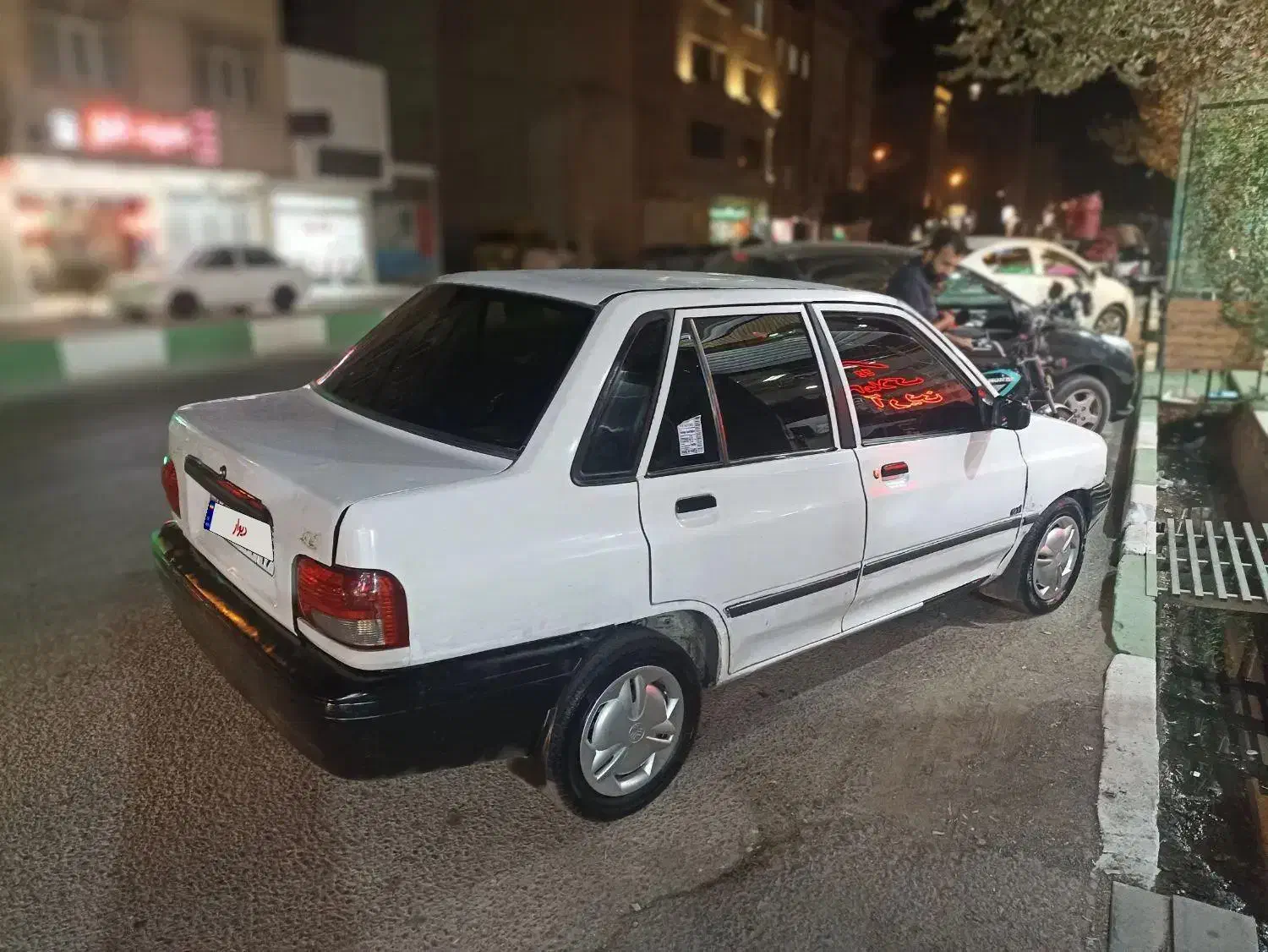 ماشین مدل ۸۳ در حد تمیز متور سالم|خودرو سواری و وانت|قم, انسجام|دیوار