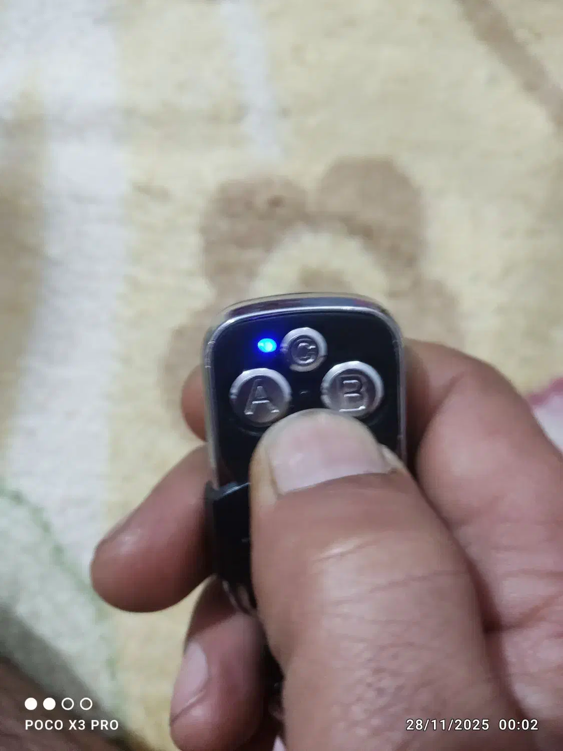 ریموت درب کرکره برقی|مصالح و تجهیزات ساختمان|سبزوار, کلاته سیفر|دیوار