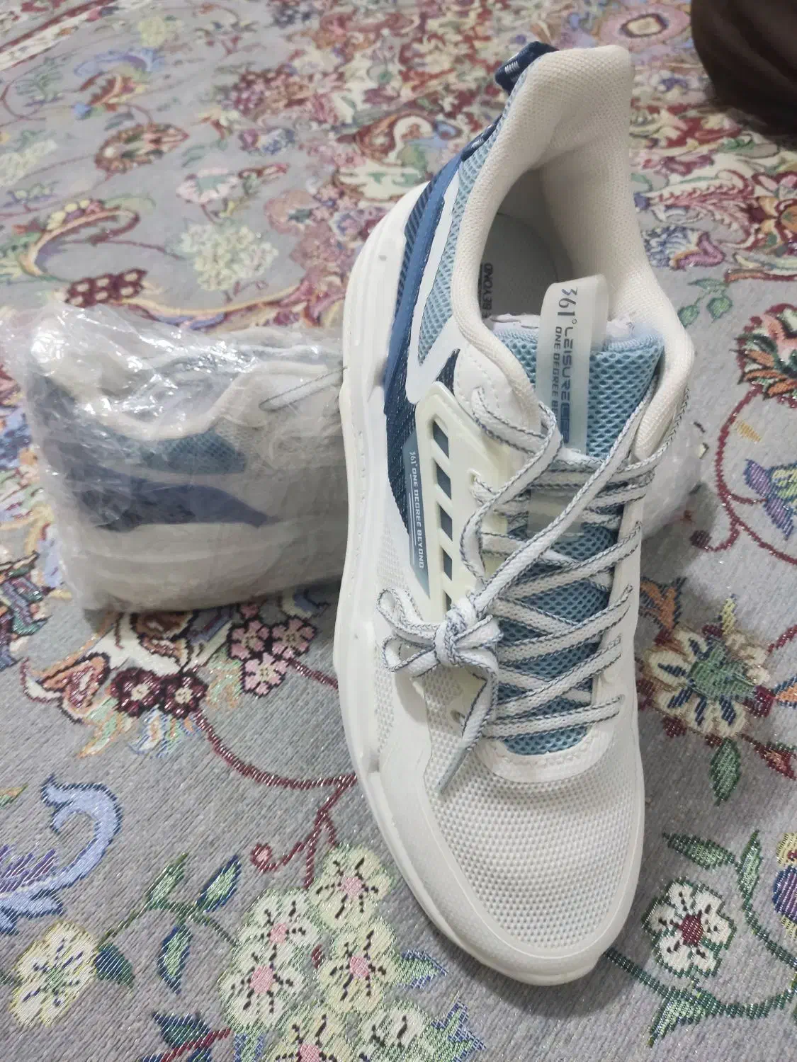 کفش کتونی361|کیف، کفش، کمربند|کرمانشاه, |دیوار