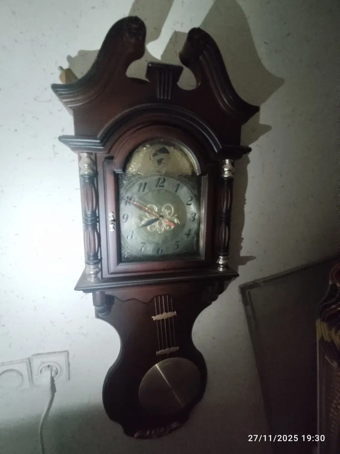 دو عدد ساعت کاملا نو و سالم|ساعت دیواری و تزئینی|محمدیه-قزوین, |دیوار