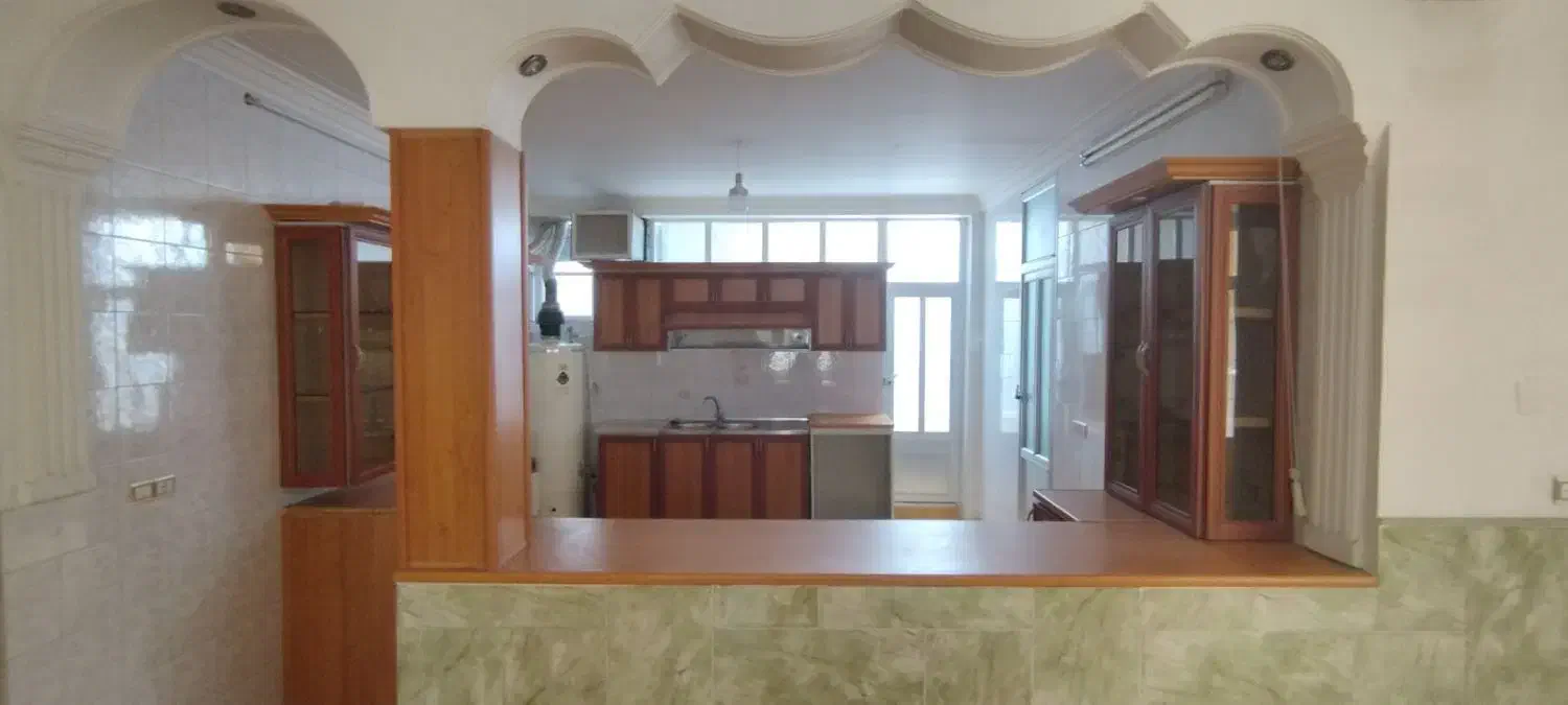 واحدمسکونی/طبقه اول/مستقل/خیابان حر در آهن فروشان|اجارهٔ آپارتمان|رفسنجان, |دیوار