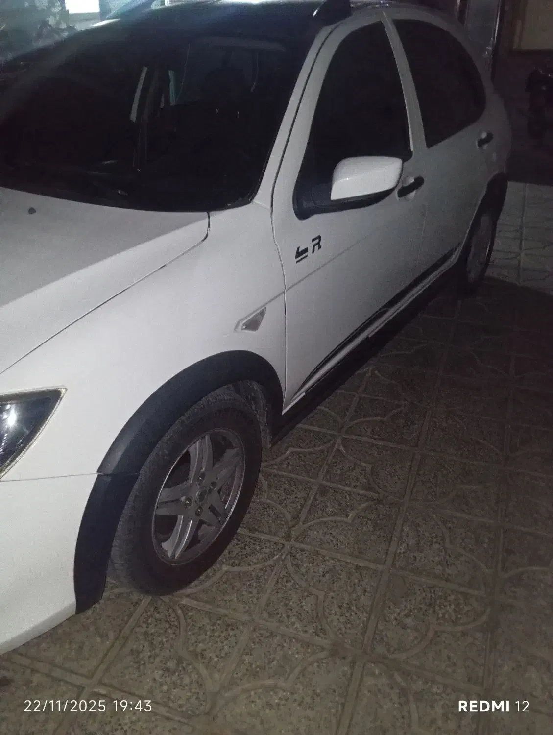 ماشین در حد صفر|خودرو سواری و وانت|ساوه, |دیوار