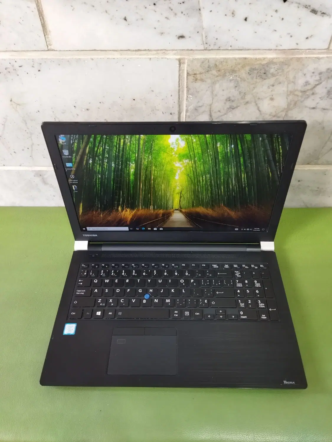 Toshiab i5Gen8 RAM8 SSD256 UHDتوشیبا اصلی با لوازم|رایانه همراه|کرج, کوی گلها|دیوار
