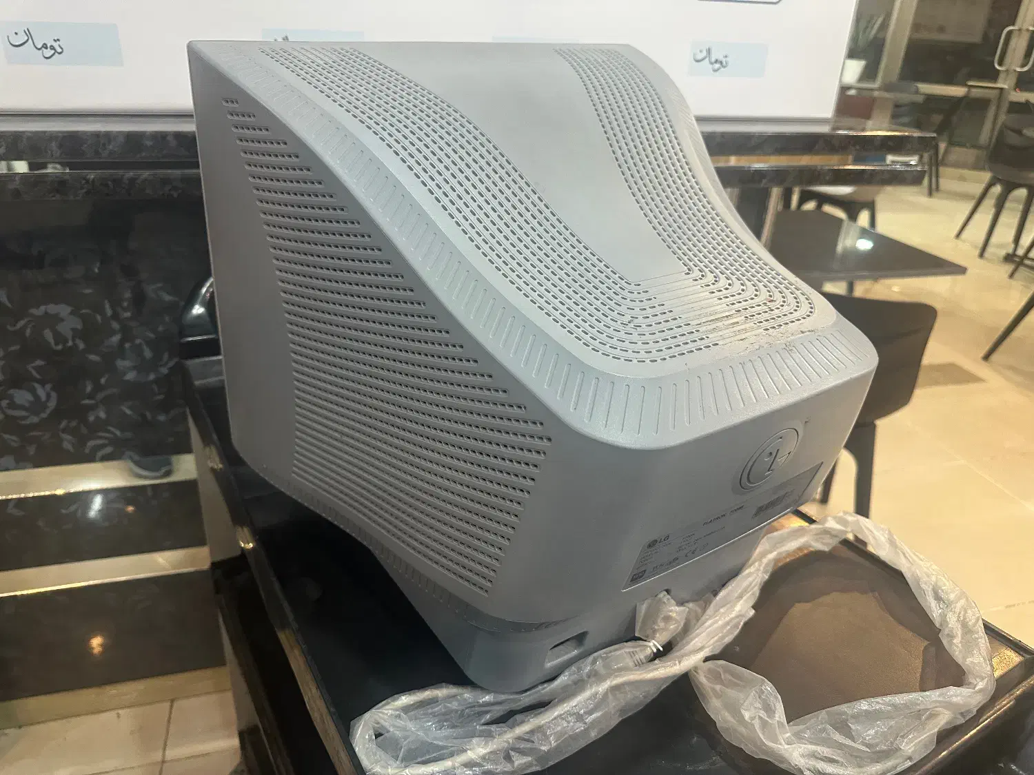 مانیتور ۱۴ اینچ سری لبخند LG|قطعات و لوازم جانبی رایانه|تبریز, |دیوار