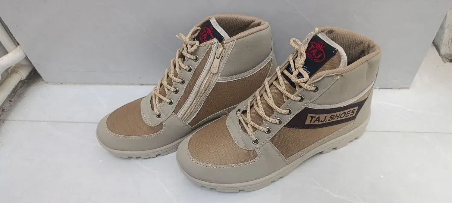 دمپایی وکفش|کیف، کفش، کمربند|کرمانشاه, |دیوار