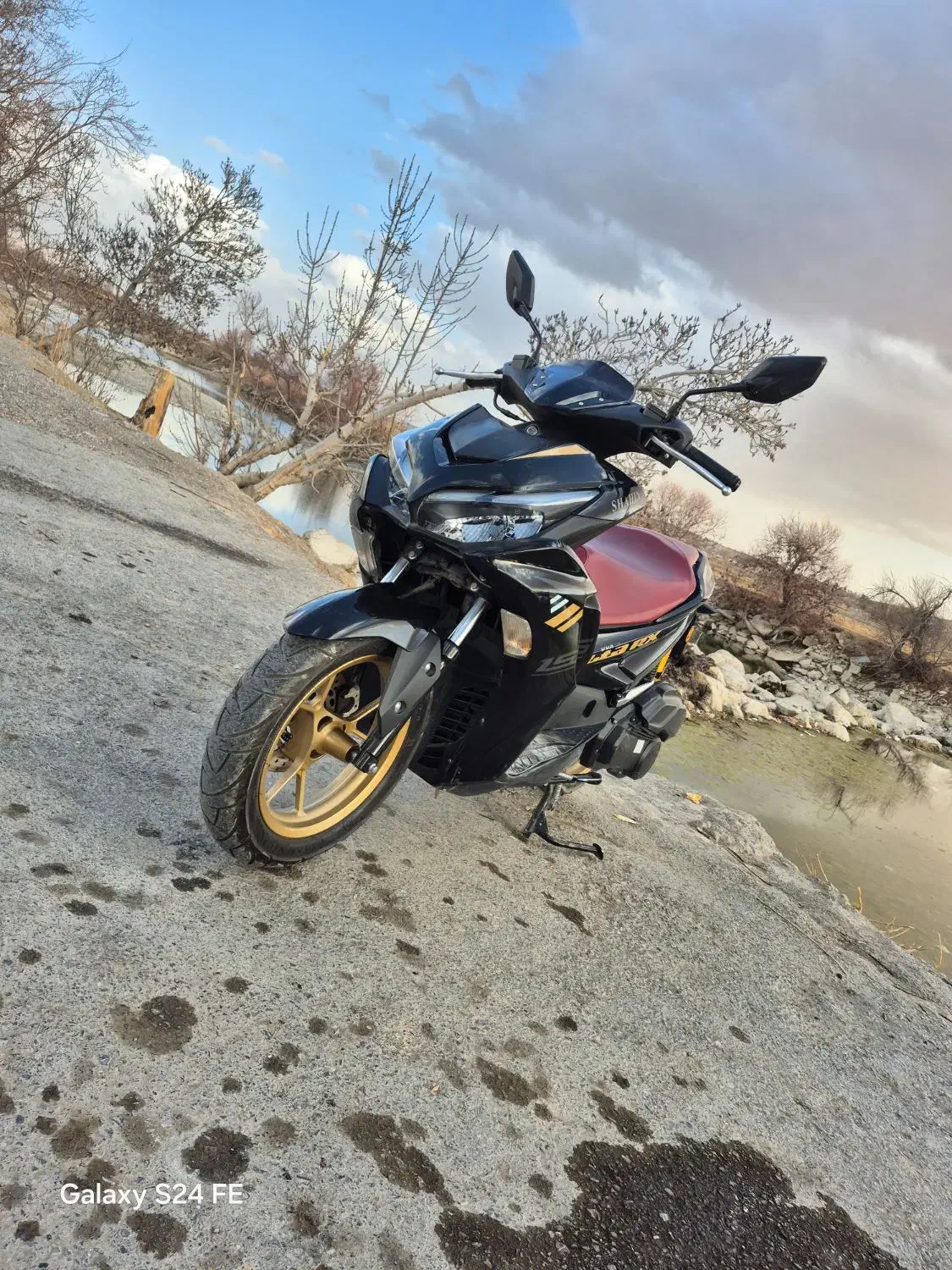 طرح ایروکس ۱۵۵|موتورسیکلت|لنجان, |دیوار