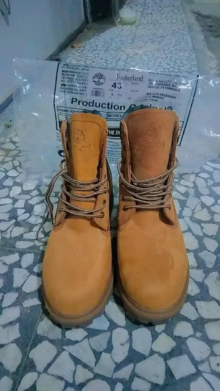 پوتین تیمبرلند آجری سایز ۴۳(timberland)|کیف، کفش، کمربند|رشت, آب و برق|دیوار