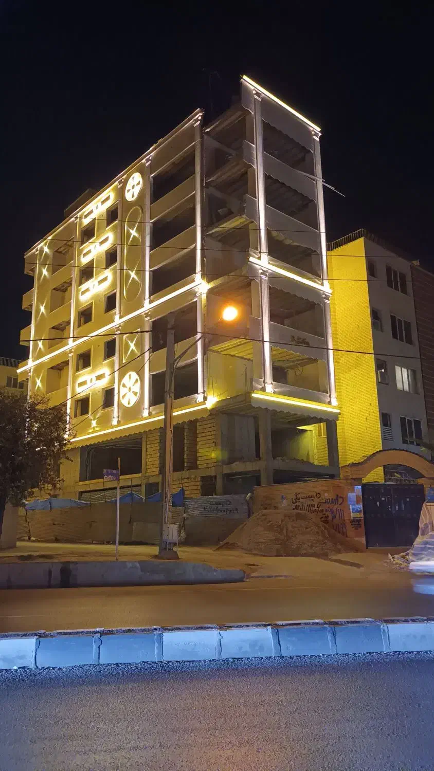 اجاره باشگاه ورزشی ۲۳۰ متری کلبه کاراندیش|اجارهٔ مغازه و غرفه|شیراز, کاراندیش|دیوار