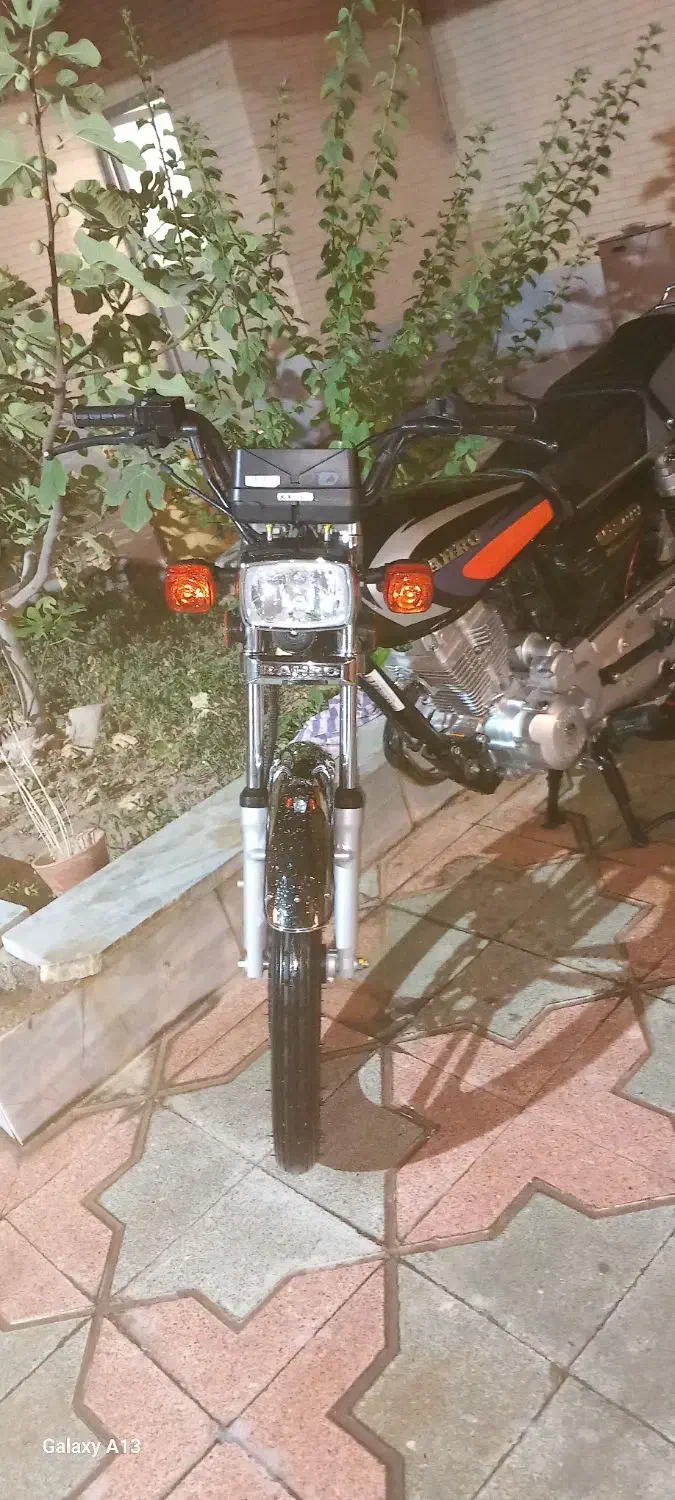 ۲۰۰رهرو مدل ۴۰۱|موتورسیکلت|یزد, |دیوار