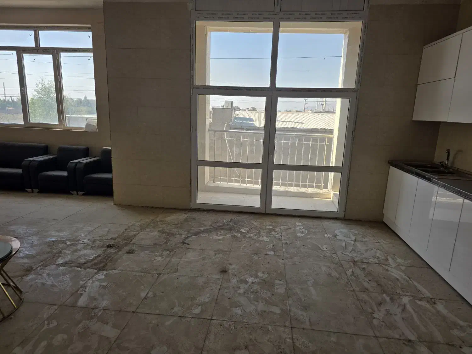 اپارتمان۳۳۰متری با اب وبرق۳فاز گازبصورت قولنامه|فروش آپارتمان|خاوران, |دیوار