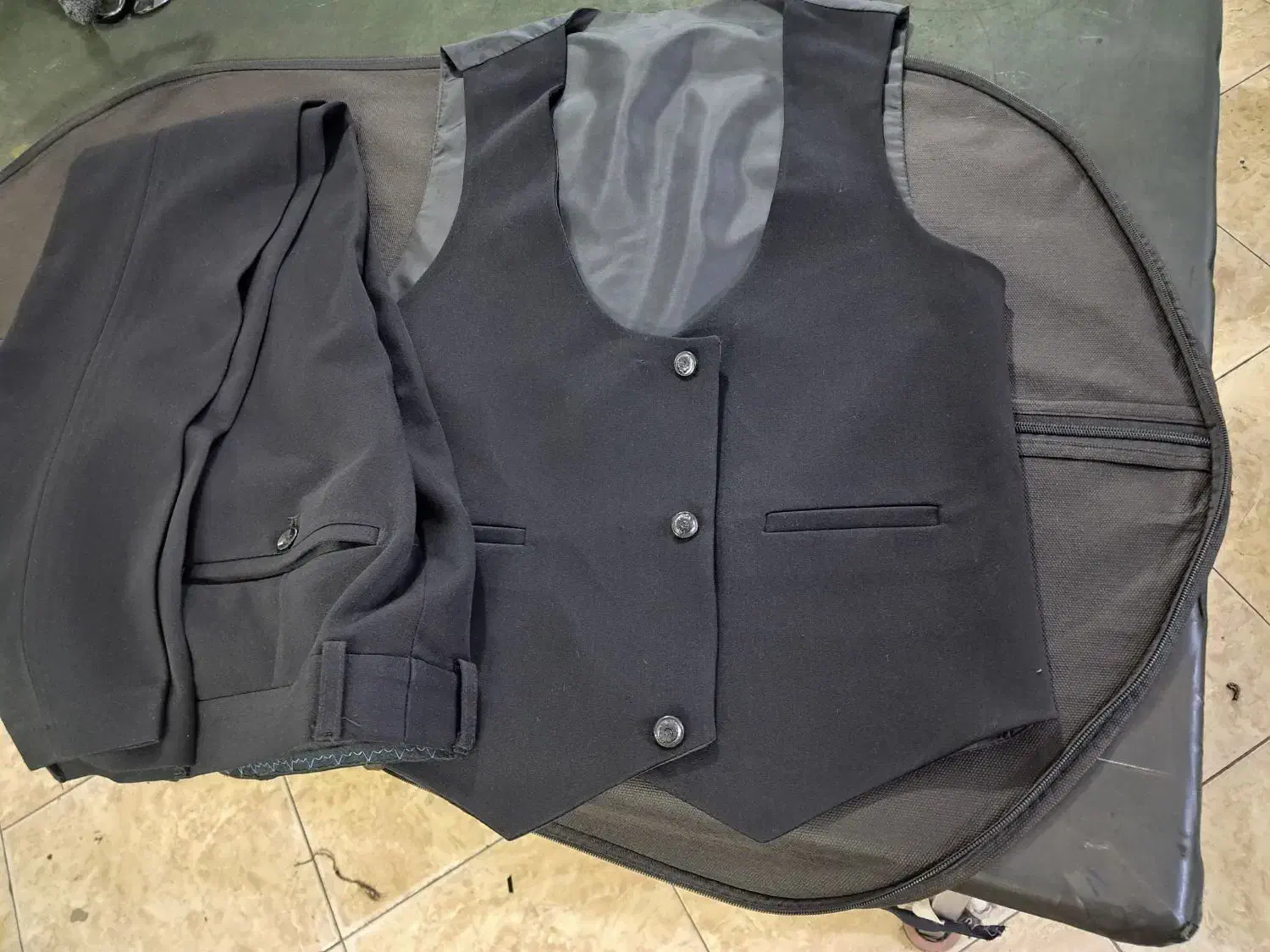 کت شلوار مردانه پارچه جکوار مشکی سایز۴۴ نو|لباس|ملایر, |دیوار