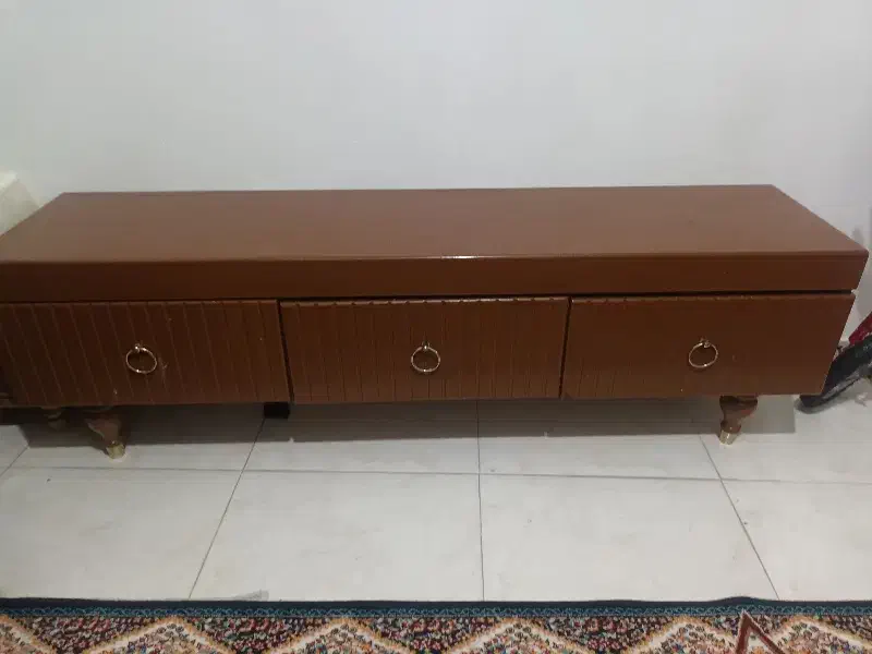 میز تلوزیون درحد نو|میز تلویزیون|اراک, |دیوار