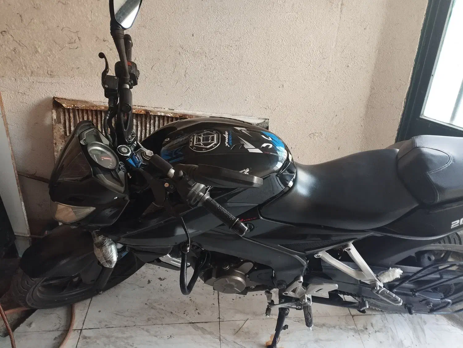 موتور ns 200|موتورسیکلت|قم, زنبیل آباد|دیوار