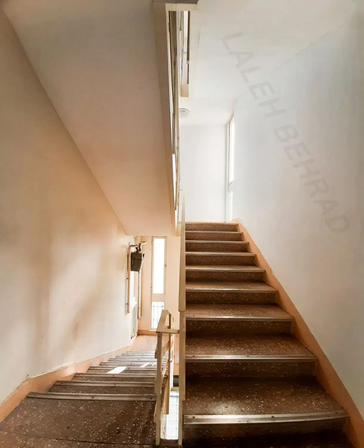 ۱۲۵ متر / تک واحدی / ۲۰ متر تراس/ خوش نقشه