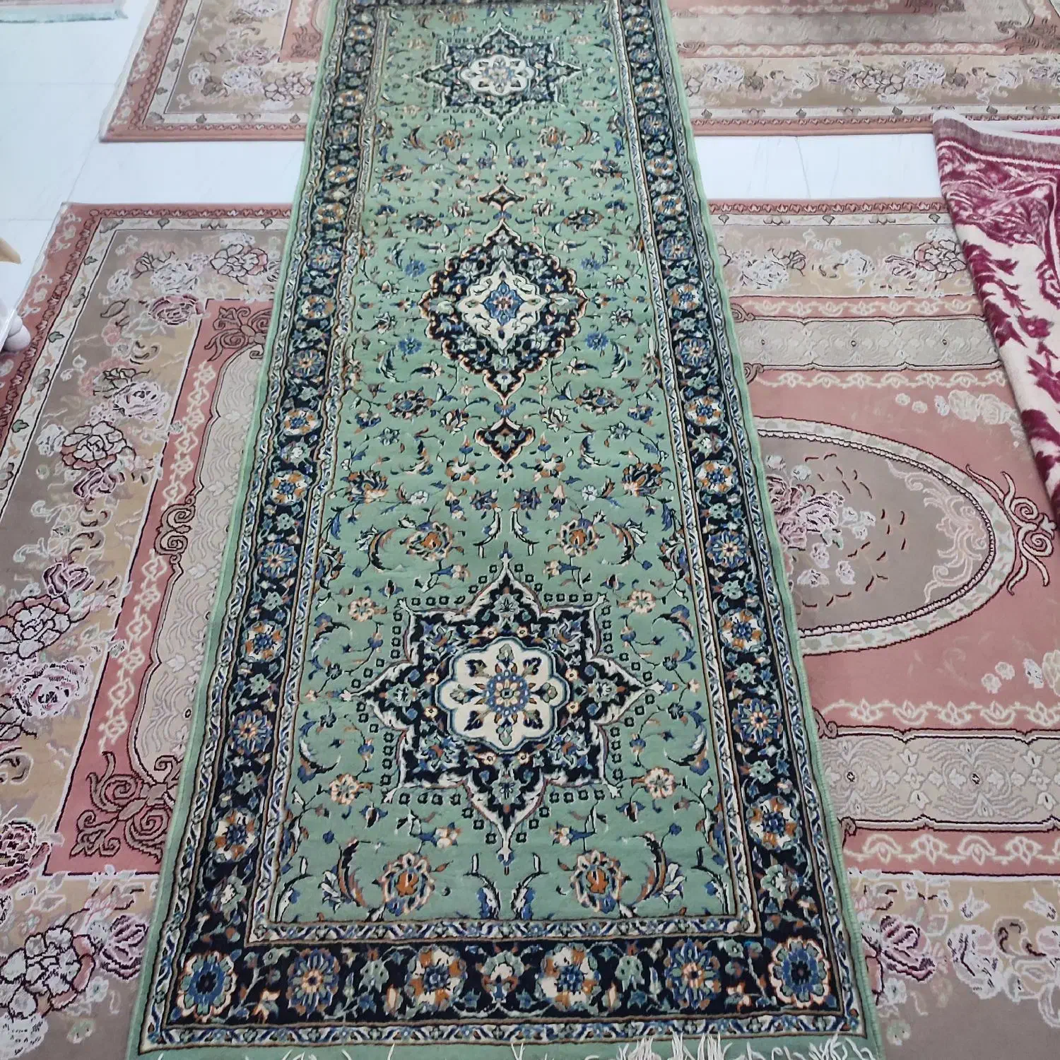 فرش پله یا کناره سالم 1در 3/5|فرش|ارومیه, |دیوار