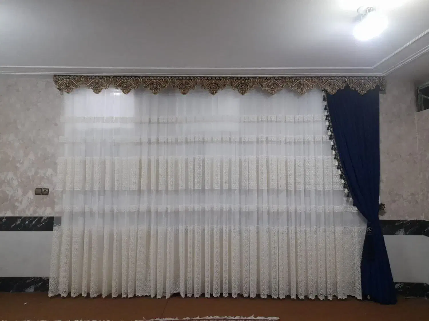 پرده سلطنتی شیک|پرده، رانر، رومیزی|بروجن, |دیوار