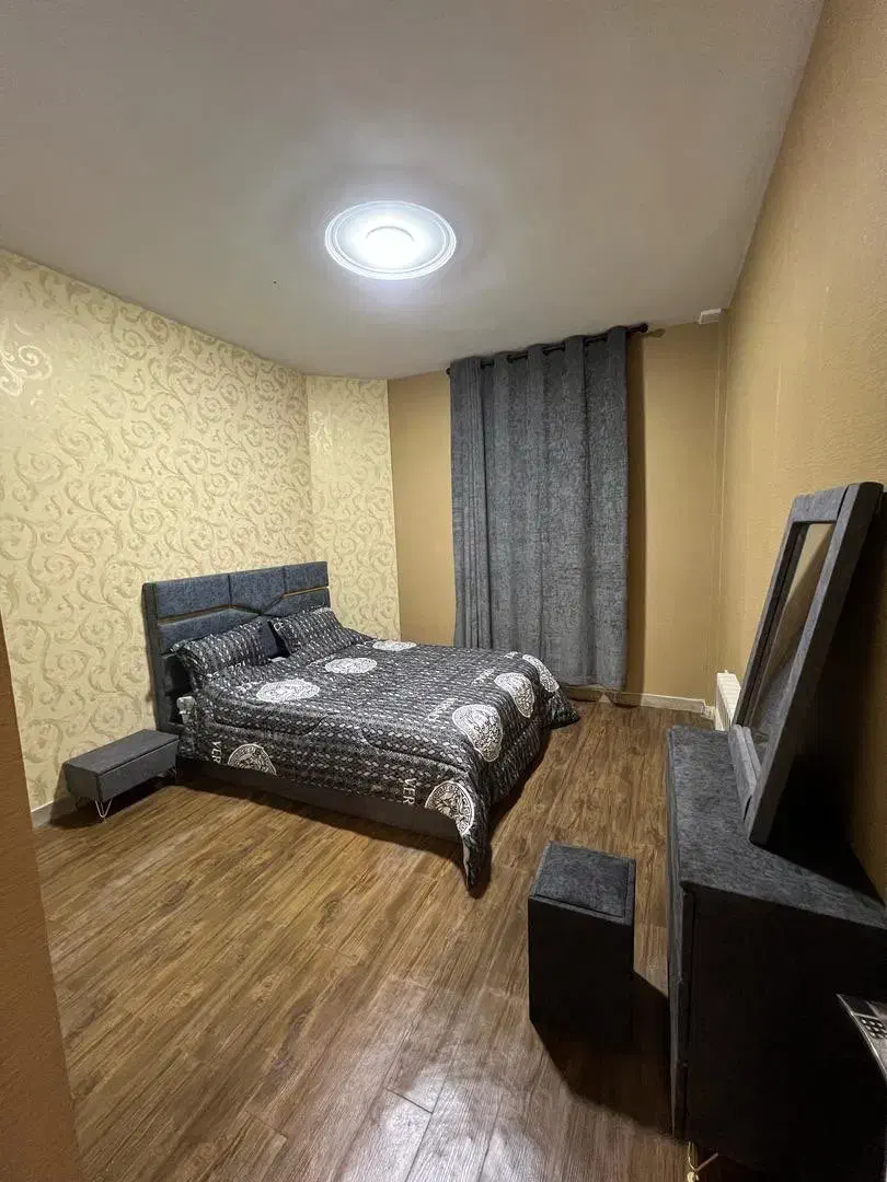 اجاره روزانه هتل آپارتمان|اجارهٔ کوتاه‌مدت آپارتمان و سوئیت|تهران, فلسطین (میدان انقلاب)|دیوار