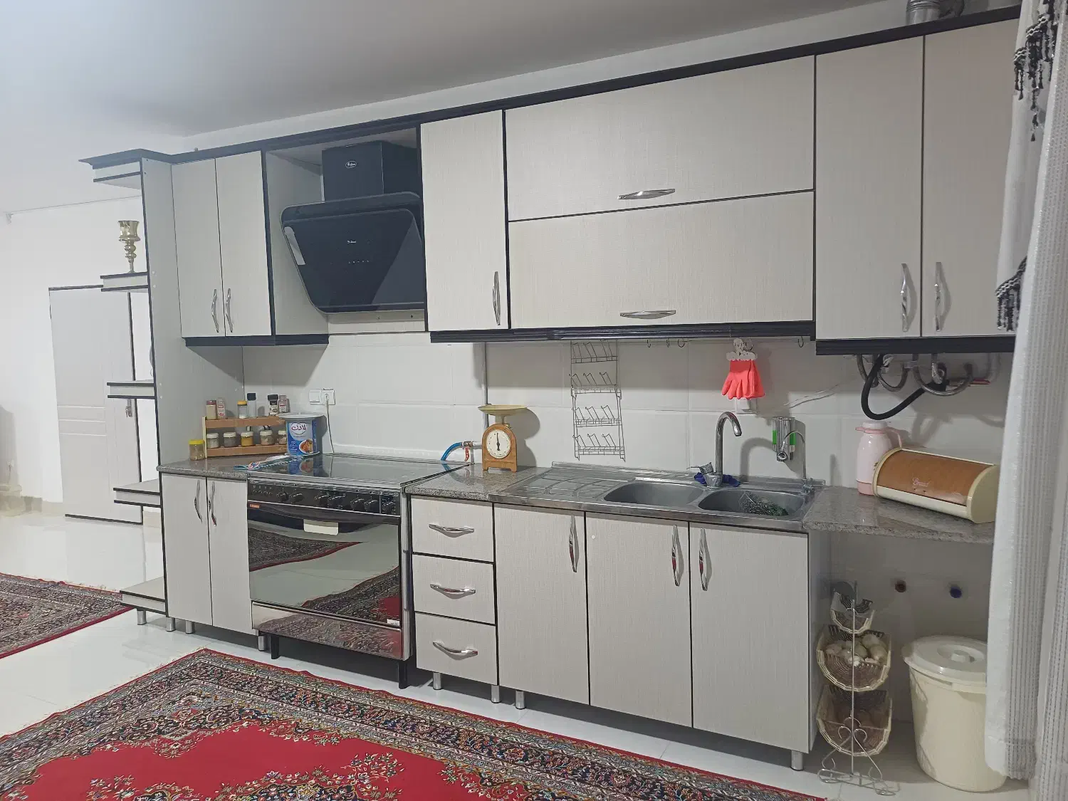 اجاره روزانه و شبانه سویت گل رز|اجارهٔ کوتاه‌مدت آپارتمان و سوئیت|بروجرد, |دیوار