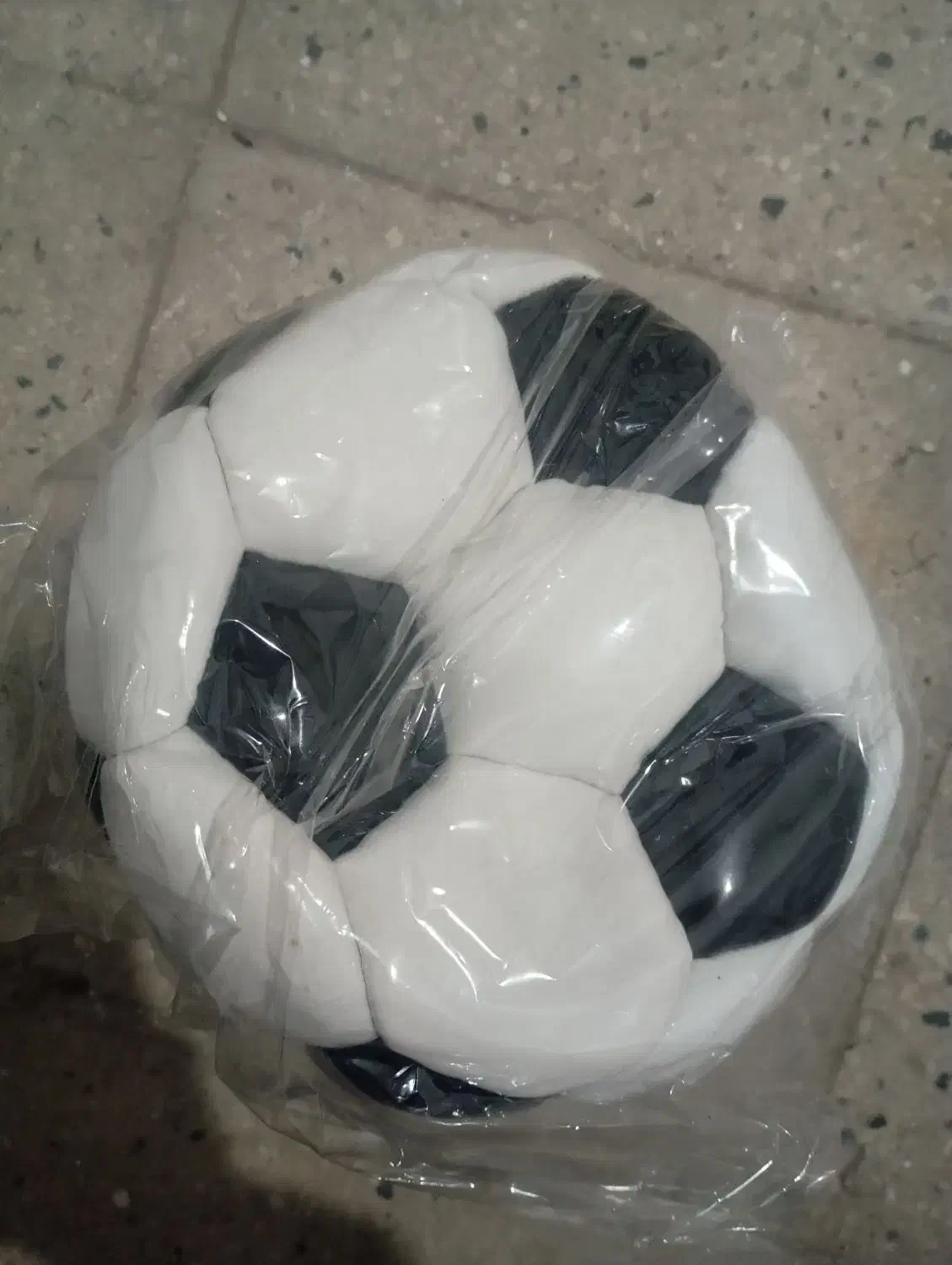 توپ فوتبال تولیدی قیمت عالی|ورزش‌های توپی|شاهدشهر, |دیوار